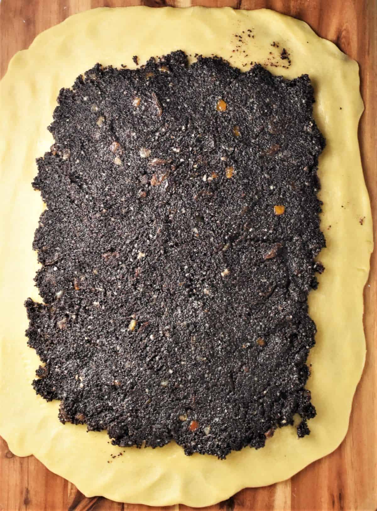 Poppy seed mixture on top of pastry.